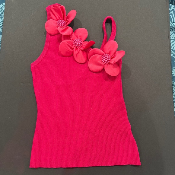 Hot Pink Ribbed Tank with 3D Flower Detail – New with Tags - Picture 1 of 3